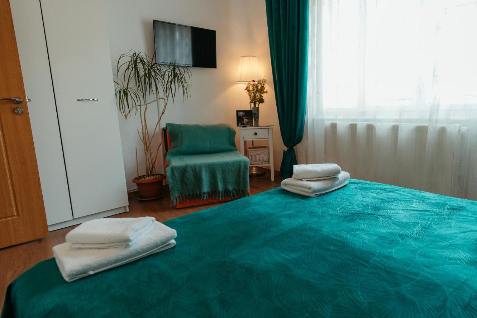 Flh - Apartament Mai Cu Aroma De Cafea Si Ceai Сибиу Екстериор снимка